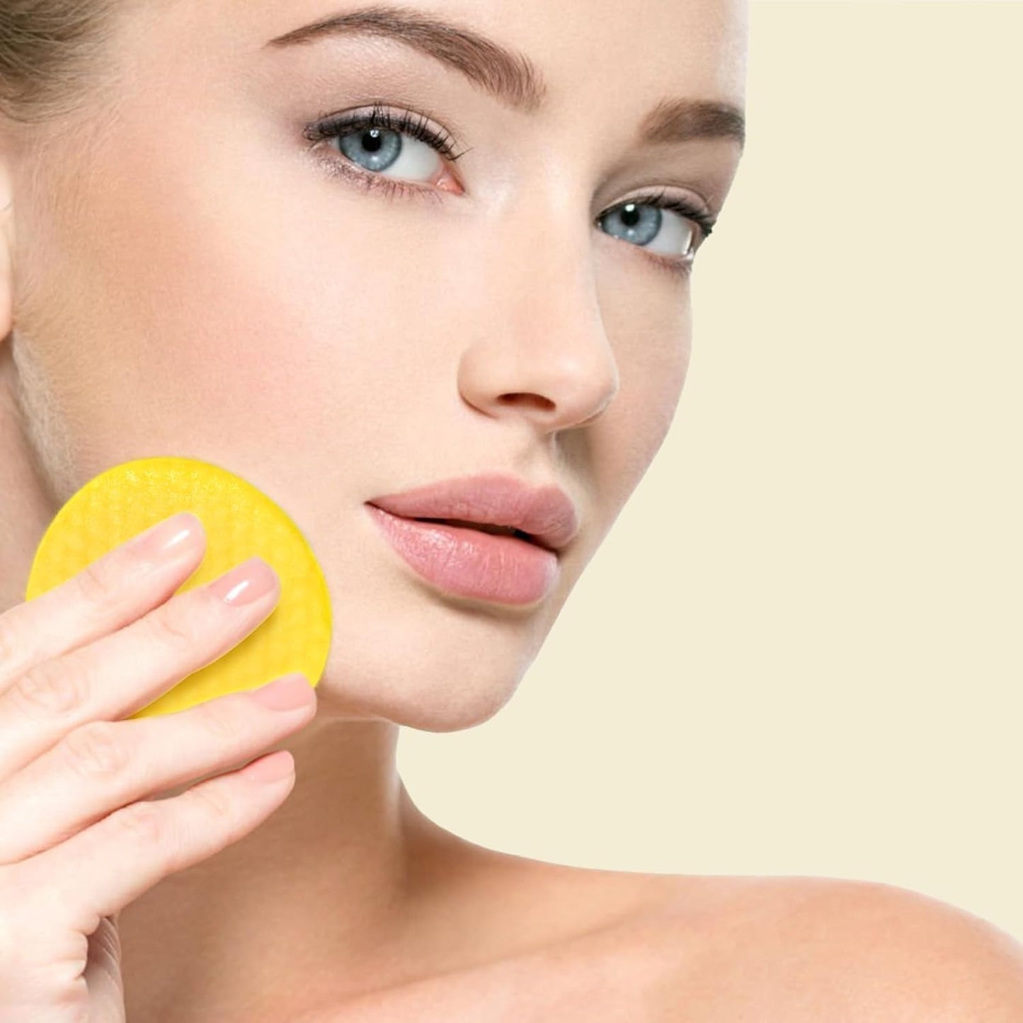 Kojic Acid & Turmeric Brightening Cleansing Pads