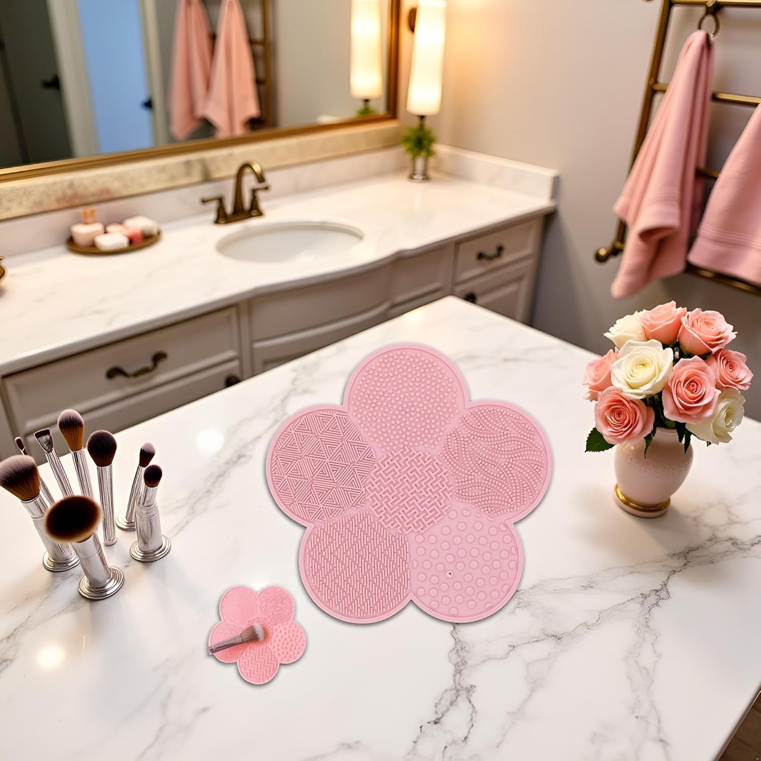 1Pc Pink Silicone Makeup Brush Cleaning Bearings with Suction Cups, Silicone Cleaning Tool, Makeup Brush Tools,Brush Cleaners,Beauty and Personal Care