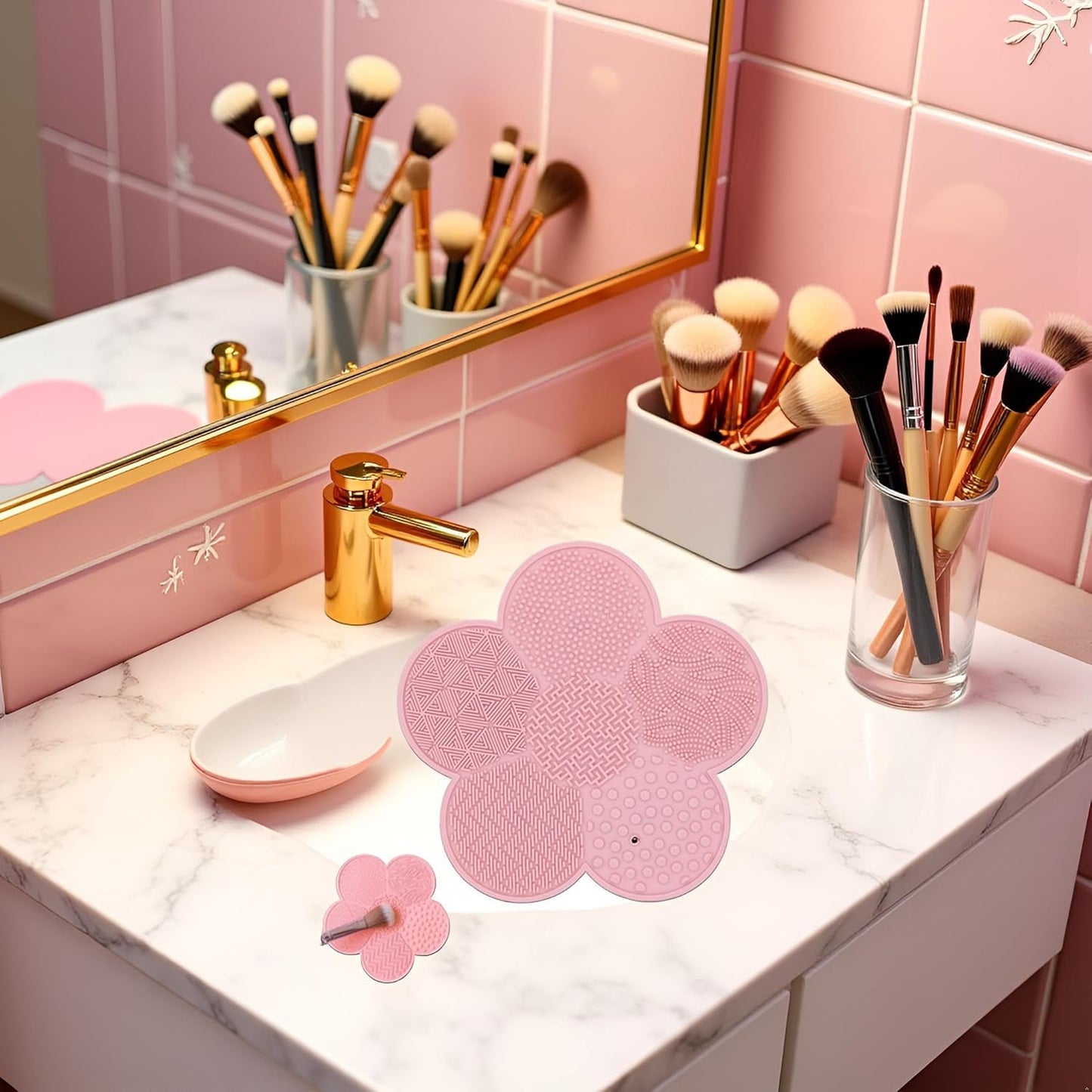 1Pc Pink Silicone Makeup Brush Cleaning Bearings with Suction Cups, Silicone Cleaning Tool, Makeup Brush Tools,Brush Cleaners,Beauty and Personal Care