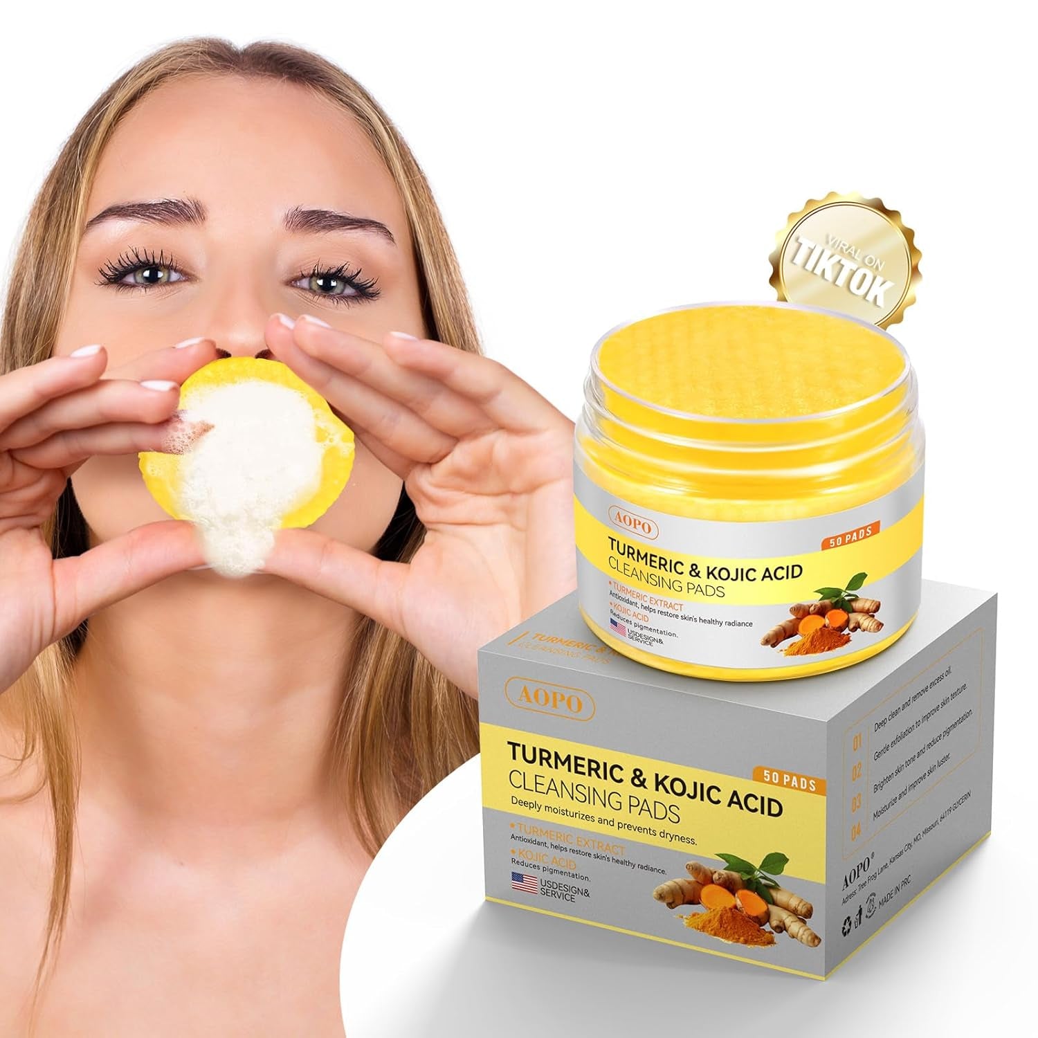 Kojic Acid & Turmeric Brightening Cleansing Pads